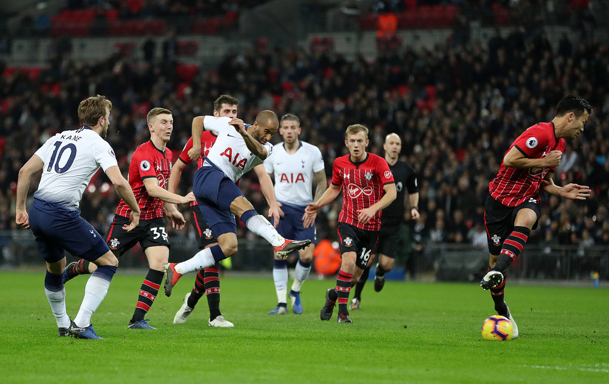 表现出色 表现出色